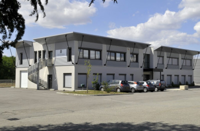 Local commercial 127 m²