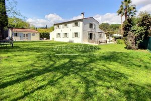 Family villa with cottage, pool and walking distance to commerce - Opio