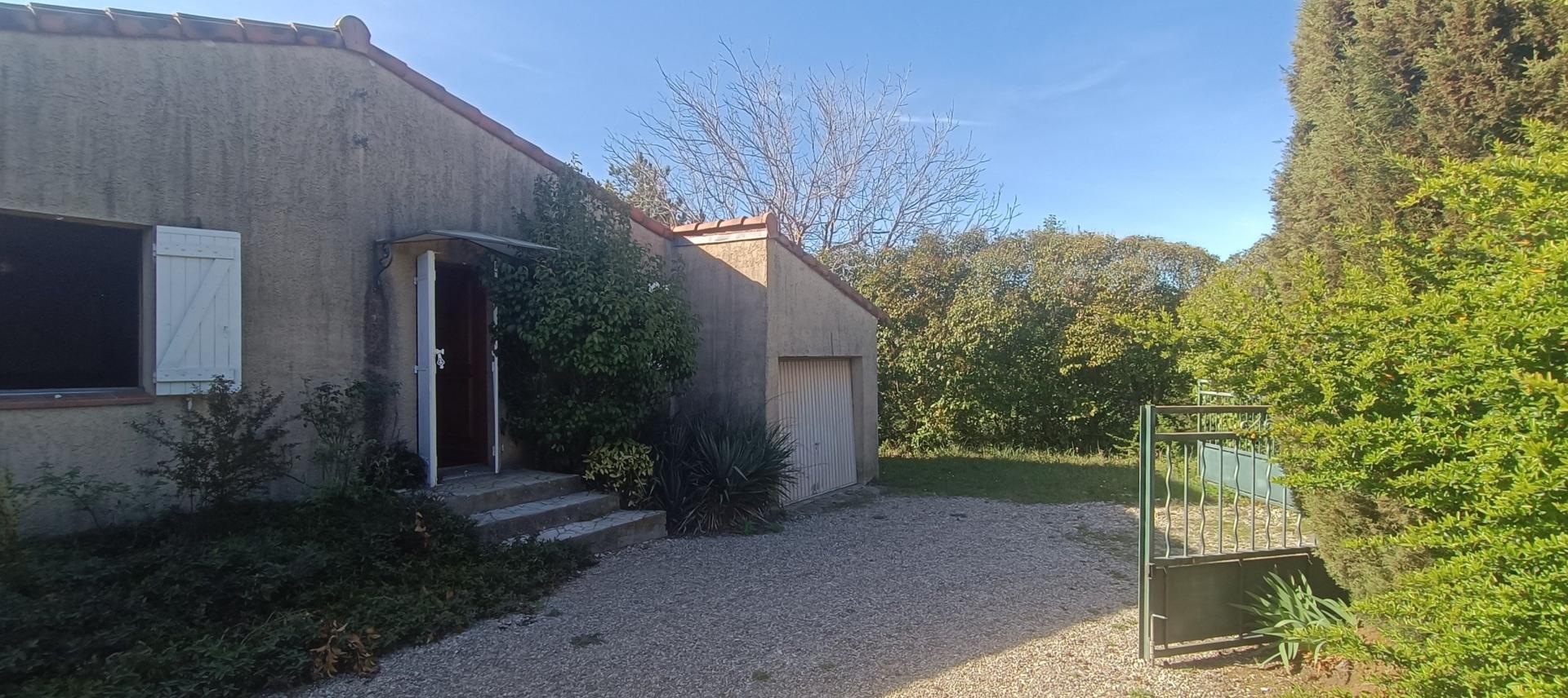 RIANS 35 km Aix en Pce, 15Km de Cadarache et ITER. Villa T4 traditionnelle sur 1200m² clos avec gar