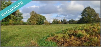 Beau terrain dans un environnement verdoyant ! 