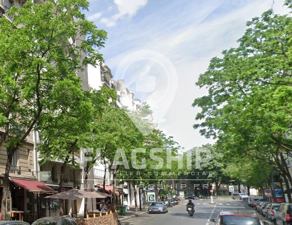 Immobilier professionnel Location Paris 15e Arrondissement  57m² 2866€
