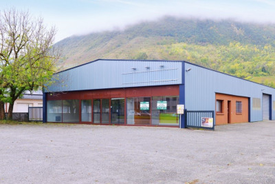 Local commercial 345 m²