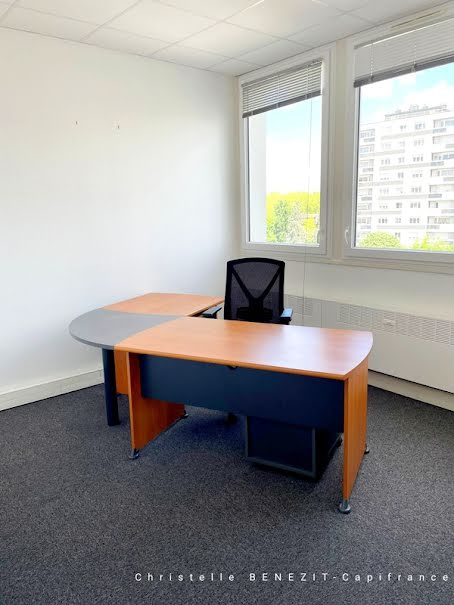 Bureaux 250 m²