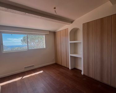 CASSIS / Villa de 200m2 / 5 chambres + Studio indépendant