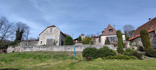 Saint-Sozy - maison en pierre 86 m2 habitable avec dépendance ou maison à finir de rénover