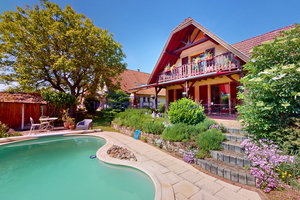 Maison d'architecte avec piscine 