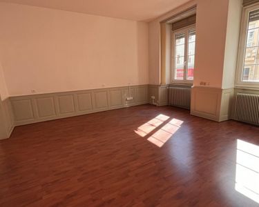 Bureaux 121 m² 