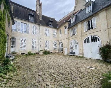 Hotel particulier 550 m² Bourges