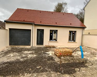 Proche Reims, Maison de plain pied, hors d'eau, hors d'air, à aménager