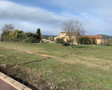 Terrain 423 m² Brignoles 