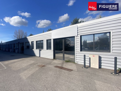 Bureaux 310 m² 