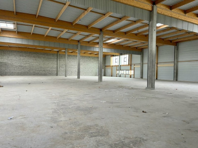 Local commercial 2788 m²