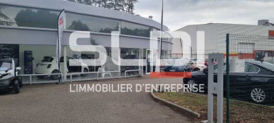 Local commercial 1110 m²