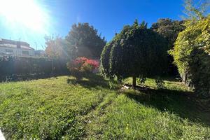 TOULOUSE / METRO BARRIERE DE PARIS / JARDIN / DEPENDANCE 