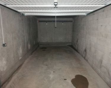 GARAGE-BOX en sous-sol à AMPHION : 125eur