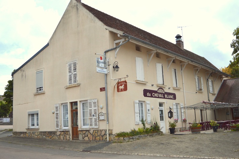 Dpt Saône et Loire (71), à vendre MARCILLY LES BUXY Restaurant 2