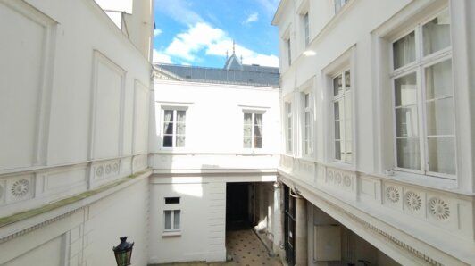 Appartement 2 pièces 77 m²