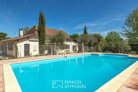 Maison de style Périgoudin avec piscine et son gîte