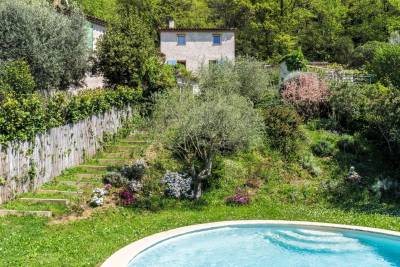 Saint Paul de Vence - charmante propriété avec piscine