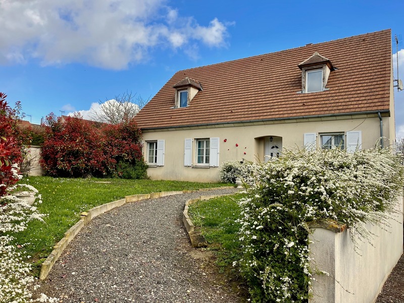 Dpt Oise (60), à vendre  maison P7 de 204 m²