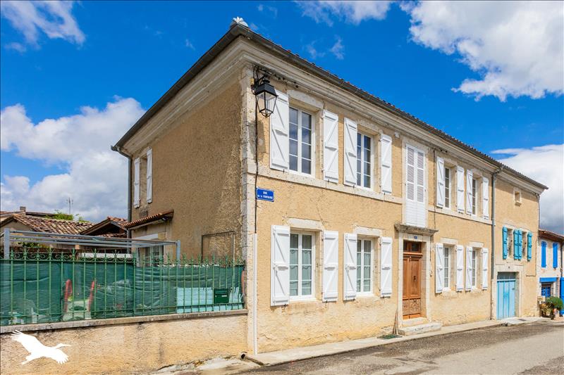 Maison de ville 7 pièces 255 m² 