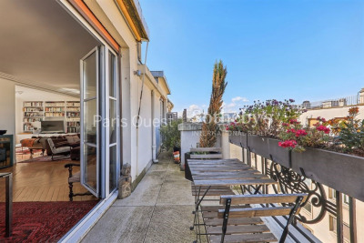 Appartement familial avec terrasse en dernier étage.