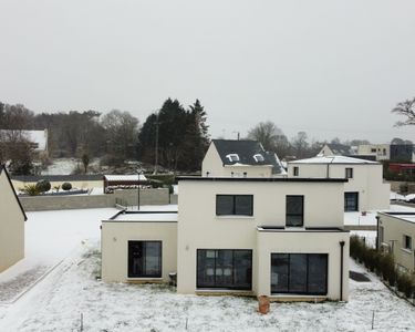 Vends maison en campagne vue mer éloignée