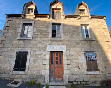 Maison et grange Aumont-Aubrac