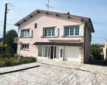 Maison individuelle sur 1100m2 de jardin