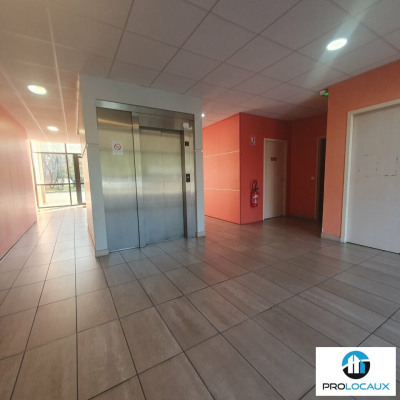 Bureaux 125 m²