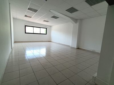 Bureaux Vide 42 m²