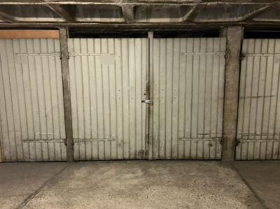 Parking/box 12 m²