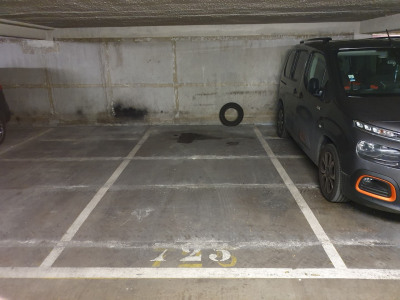 Parking/box 12 m² 