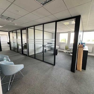 SURFACE DE BUREAUX BELLES PRESTATIONS - 310 m² divisibles à partir de 150 m²