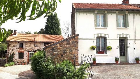 DEUX MAISONS renovés.