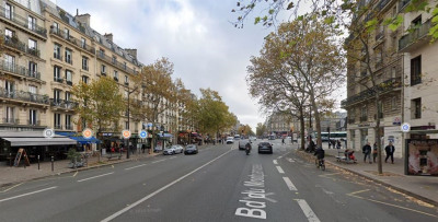 Immobilier professionnel Location Paris 15e Arrondissement  165m² 7500€