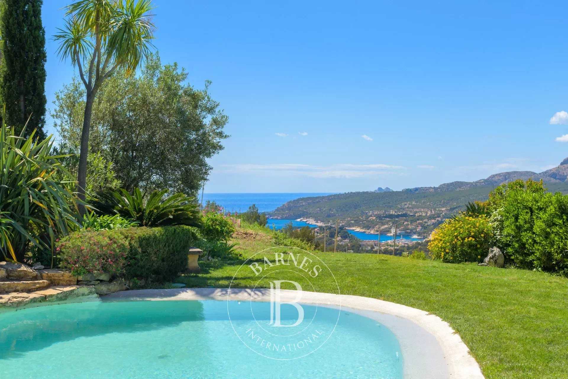 VENTE CASSIS EXCLUSIVITE - MAISON VUE PANORAMIQUE MER EXCEPTIONNELLE