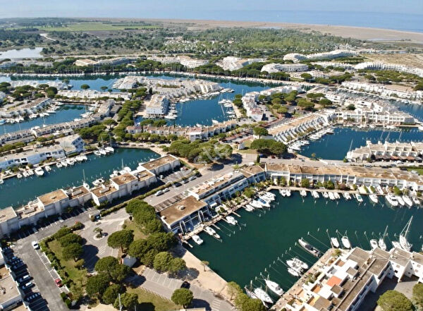 FOND DE COMMERCE - RESTAURANT FACE A LA MER - PORT CAMARGUE