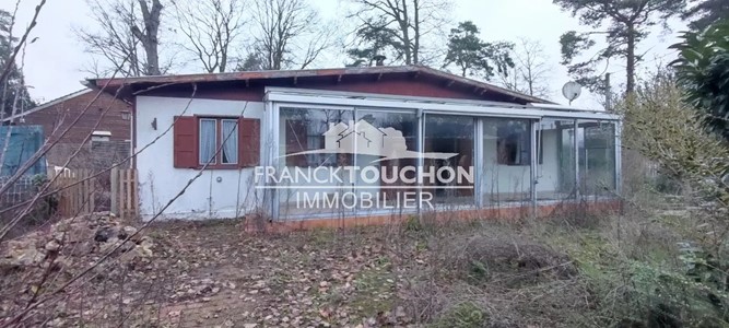 CHALET - NARGIS (LOIRET) - chambres - jardin - garage - piscine