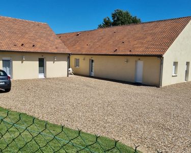 Studio de plain pied 30m2 a la campagne neuville les decize