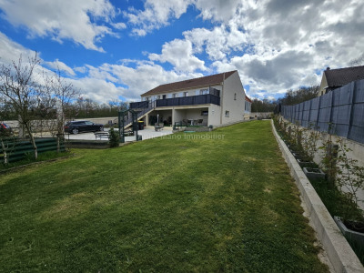 Maison 5 pièces 150 m²