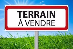 Terrain 650 m²