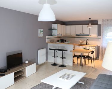 Location courte durée- Appartement meublé et équipé 50 m2, avec jardin, à proximité de Rennes 