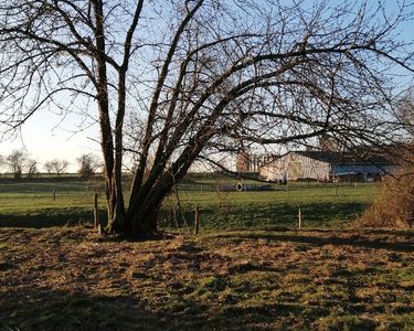 Terrain à bâtir 960 M2 et jardin 1900 M2