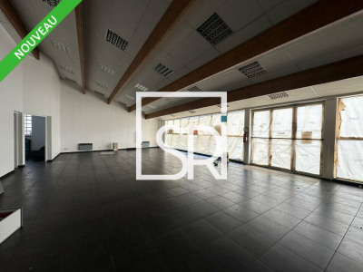 Local commercial 434 m²