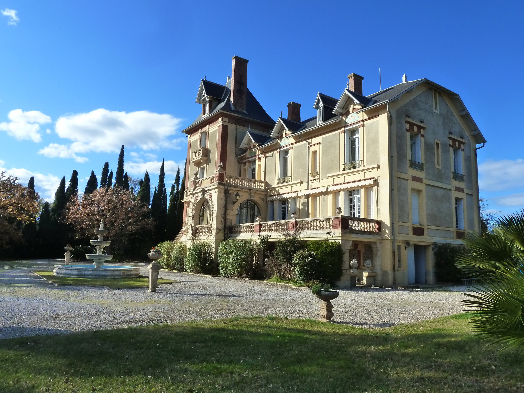  Dans les Pyrénées-Orientales, au sud de l'Occ