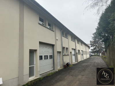 Local commercial 126 m²
