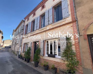 Maison 7 pièces 192 m²