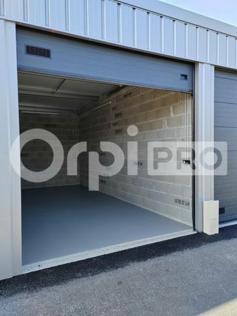 Box de stockage 27 m²