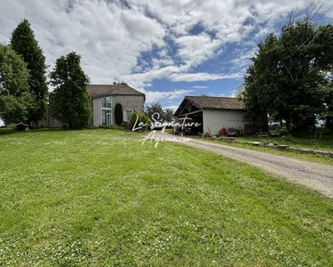 Propriété 6 pièces 208 m² 